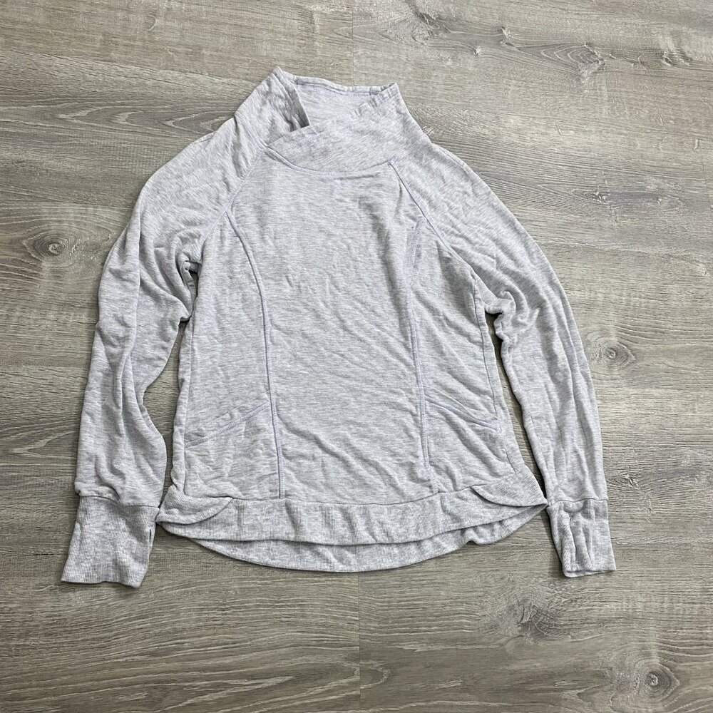 Yogalicious Women's Long Sleeve Sweatshirt with Thumb Holes‎ Medium
